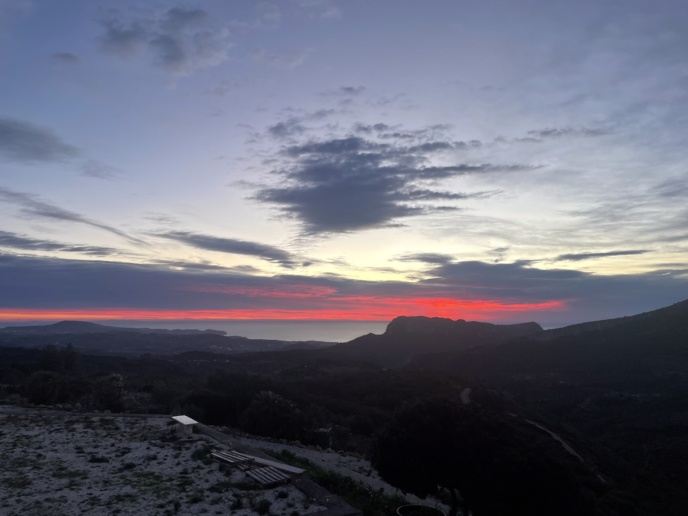 Zonsopkomst richting Moraira en de zee